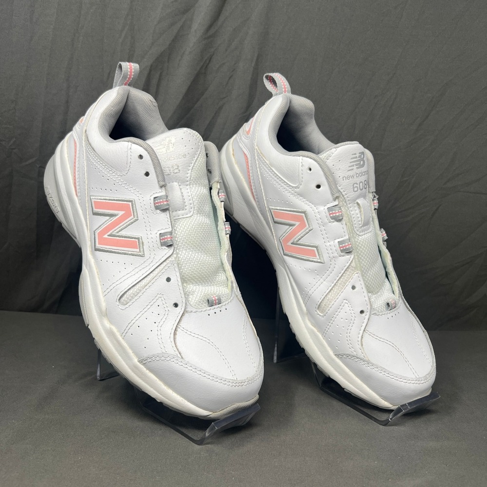 New Balance 608V5 Women Size 10.5 2A Cross Training Shoes White Pink WX608WP5